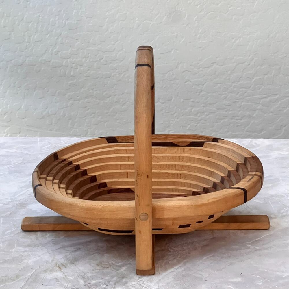 Collapsible Foldable Spiral Trivet Wooden Fruit Berry Basket Woodwork